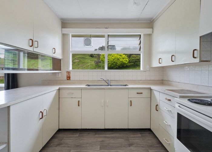 at 16 Gordon Terrace, Hunterville, Hunterville
