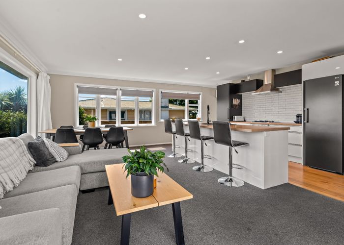  at 82 Kingswood Road, Brookfield, Tauranga