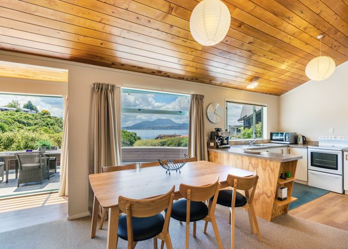  at 7 Te Urunga Place, Acacia Bay, Taupō