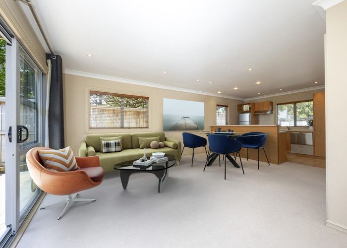 at 1/218 Captain Springs RD, Onehunga, Auckland