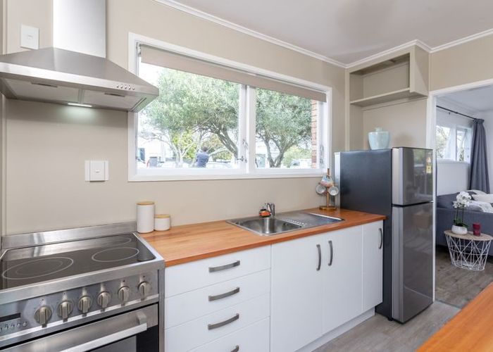  at 1/35 Brixton Road, Mount Eden, Auckland City, Auckland