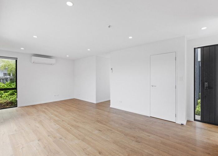  at 2/37 Maxwell Street, Riccarton, Christchurch City, Canterbury