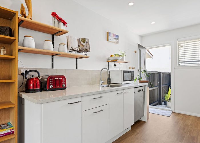  at 3/82 Holly Road, St. Albans, Christchurch City, Canterbury
