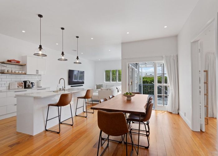  at 83 Golf Road, New Lynn, Waitakere City, Auckland