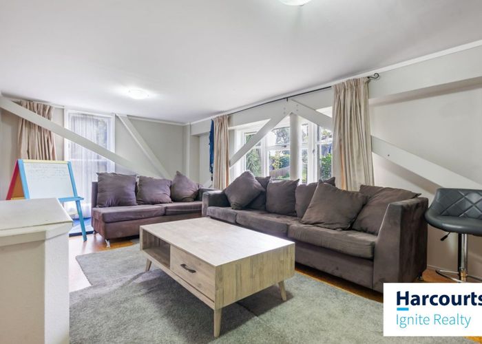  at 18A Wedgwood Avenue, Mangere East, Manukau City, Auckland