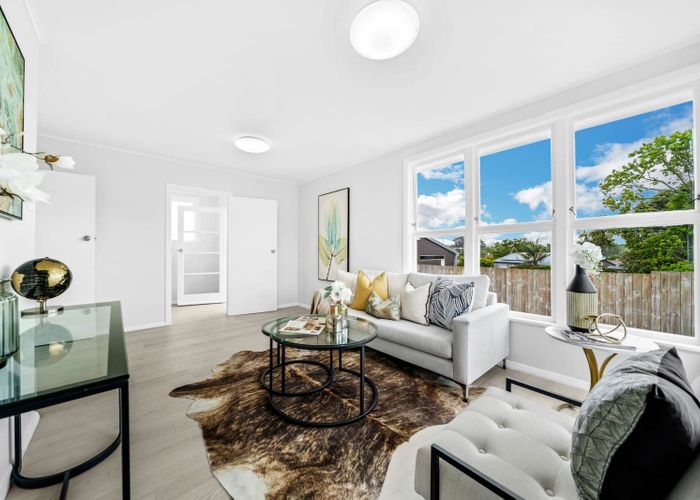  at 61 Greenslade Crescent, Northcote, North Shore City, Auckland