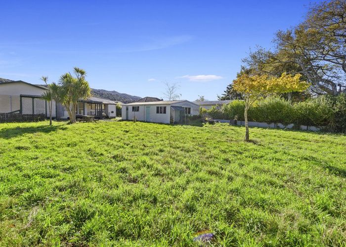  at 4/5 Westminster Road, Wainuiomata, Lower Hutt, Wellington