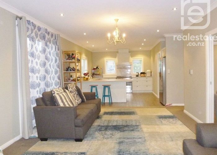  at 5 Longbow Terrace, Flagstaff, Hamilton, Waikato