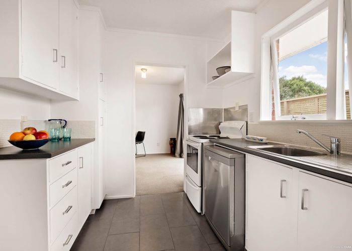  at 1/60 Gowing Drive, Meadowbank, Auckland