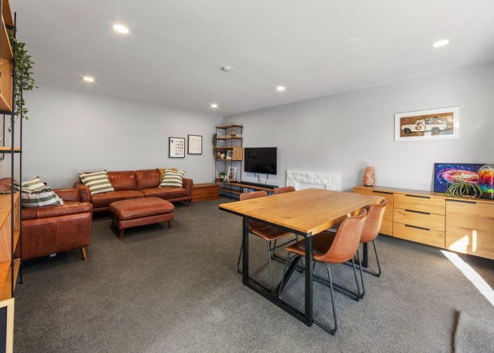  at 1/4 Gothic Place, Ilam, Christchurch City, Canterbury