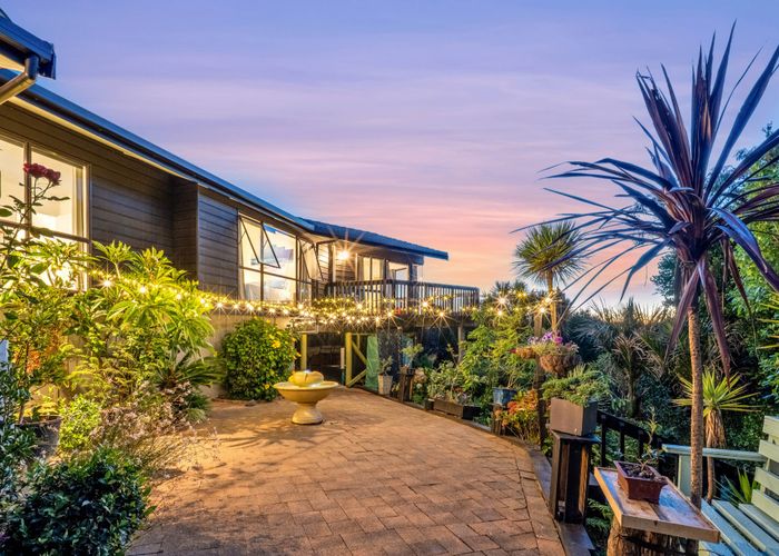  at 178 Bleakhouse Road, Mellons Bay, Manukau City, Auckland