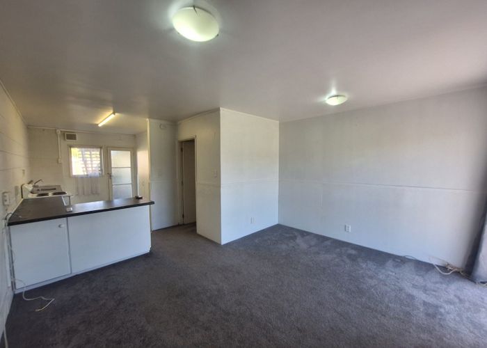  at 2/117A Gray Avenue, Mangere, Manukau City, Auckland