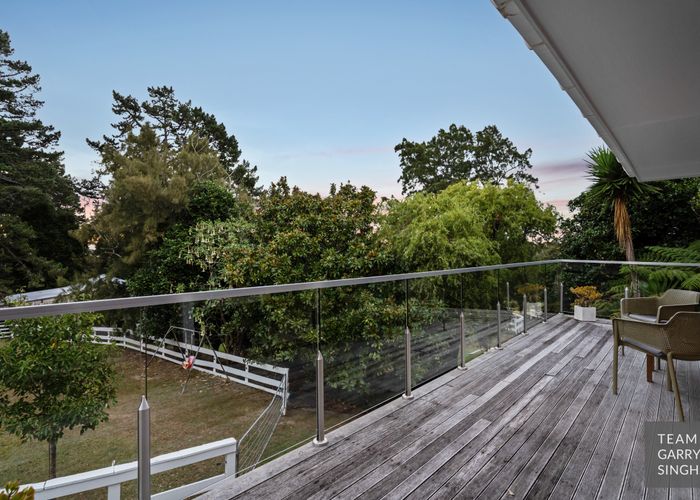  at 166 Mill Road, Manurewa