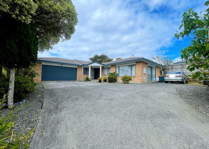  at 10 Basra Drive, Henderson, Auckland