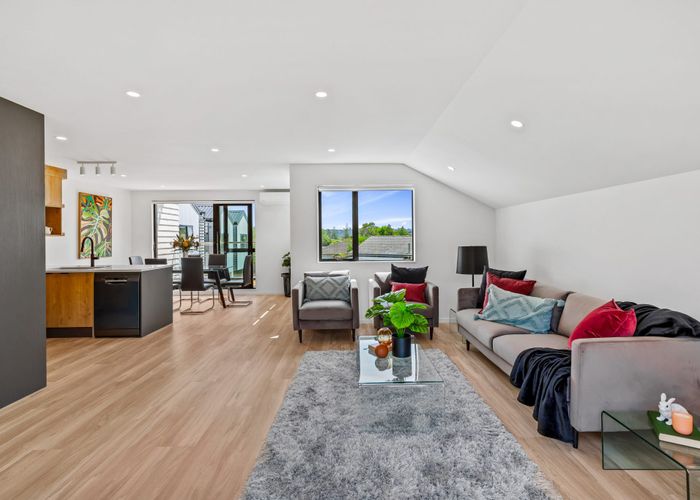  at 13 Fairdale Place, Birkdale, North Shore City, Auckland