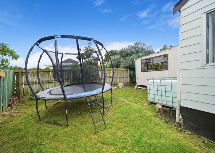  at 29 Moncrieff Avenue, Clendon Park, Manukau City, Auckland