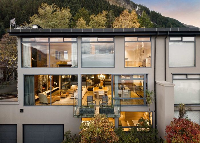  at 42A Man Street, Town Centre, Queenstown-Lakes, Otago