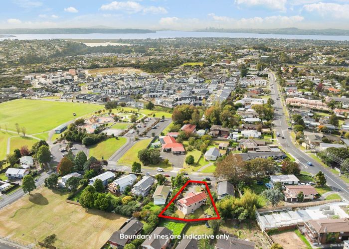  at 6 Beauchamp Drive, Massey, Waitakere City, Auckland