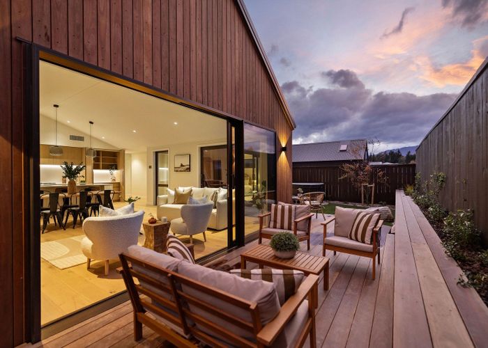  at 34 Shelduck Road, Hanley's Farm, Jacks Point, Queenstown-Lakes, Otago