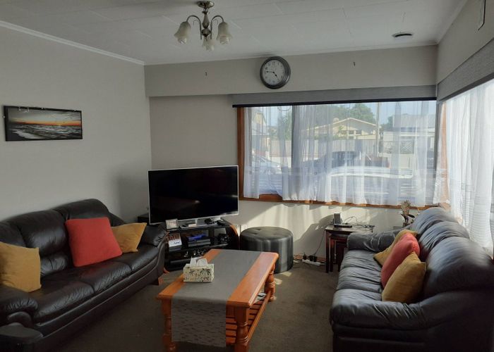  at 136 Apu Crescent, Lyall Bay, Wellington