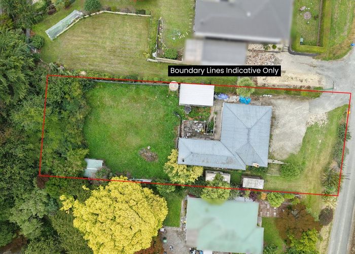  at 68 Maudes Road, Deborah