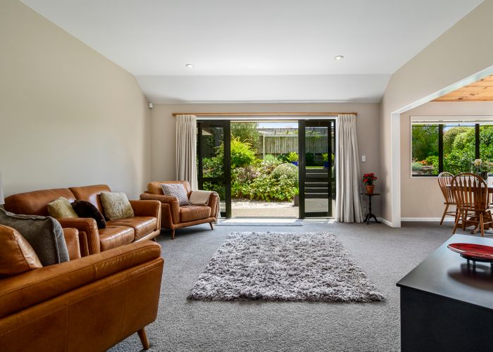  at 25 Manor Park Drive, Pyes Pa, Tauranga