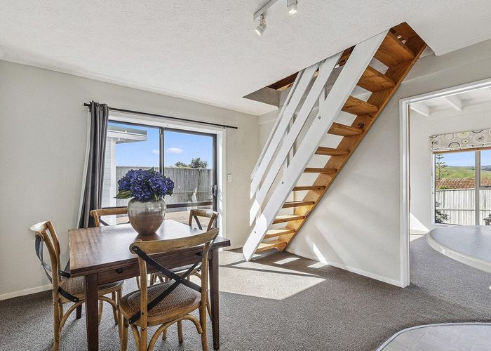  at 39 Bodmin Terrace, Camborne, Porirua, Wellington