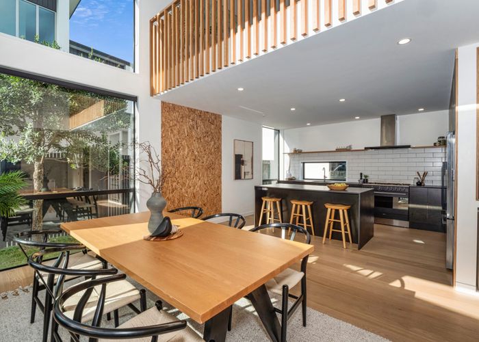 For rent Oceanbeach Road, Mount Maunganui, Tauranga, Bay Of Plenty