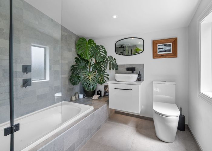  at 25 Torrens Road, Hillmorton, Christchurch