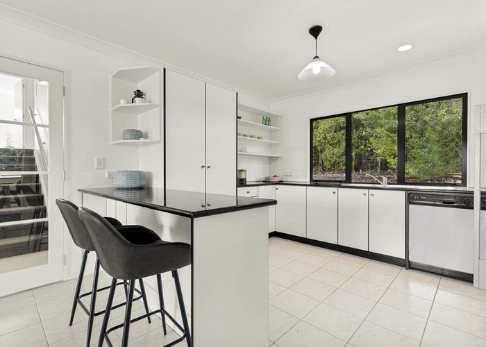  at 11 The Close, Greenhithe, Auckland