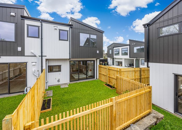  at Lot 6, 69 Walworth Avenue, Pakuranga Heights, Manukau City, Auckland