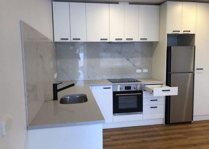  at 4/121 Great South Road, Greenlane, Auckland City, Auckland