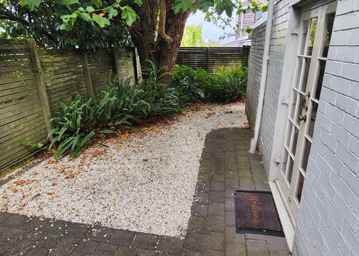  at 40A St Johns Road - Furnished incls power, water, Sky TV, Internet, Meadowbank, Auckland City, Auckland