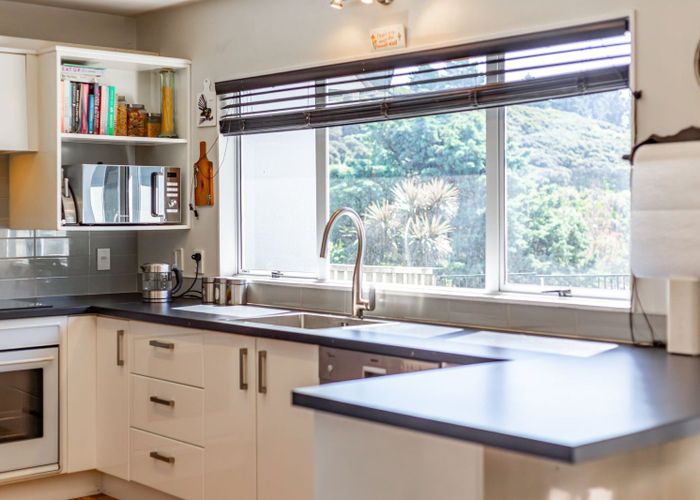  at 56 Molyneux Close, Whitby, Porirua, Wellington