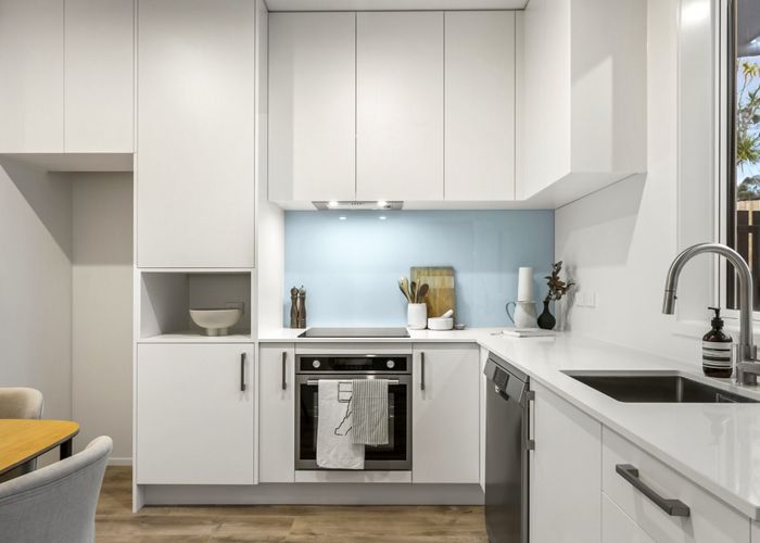  at 7 Camrose Place, Glenfield, North Shore City, Auckland