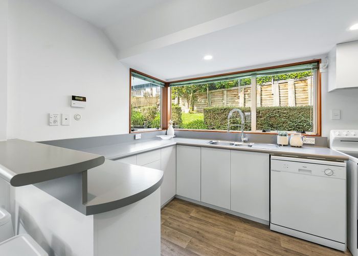  at 2/118 Centaurus Road, Huntsbury, Christchurch City, Canterbury