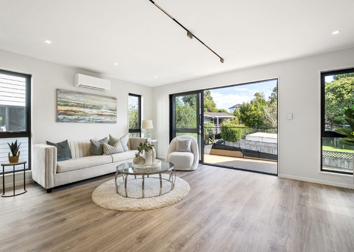  at 111 Sycamore Drive, Sunnynook, North Shore City, Auckland