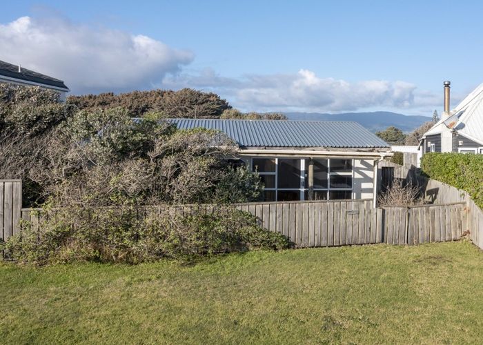  at 244 Marine Parade, Otaki Beach, Otaki