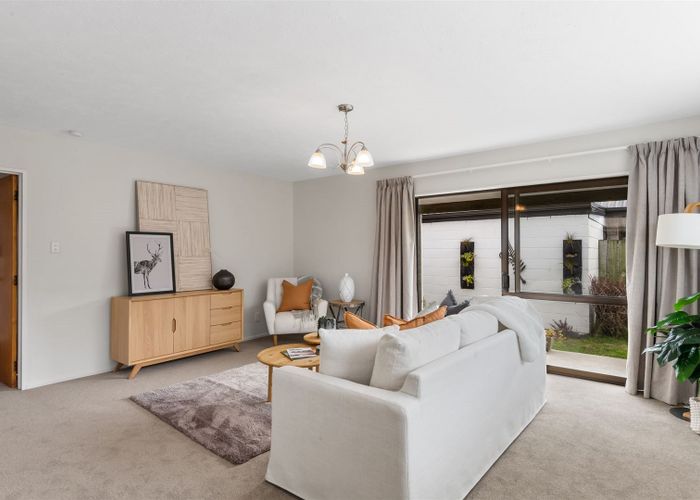  at 2/260 Lincoln Road, Addington, Christchurch