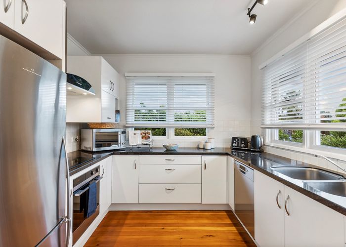  at 98 Whitehaven Road, Glendowie, Auckland