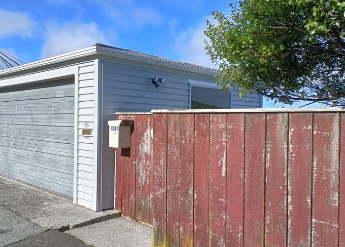  at 121 Pembroke Road, Northland, Wellington, Wellington