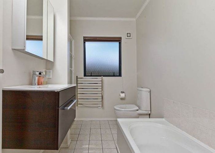  at 5/31 Roanoke Way, Albany, North Shore City, Auckland
