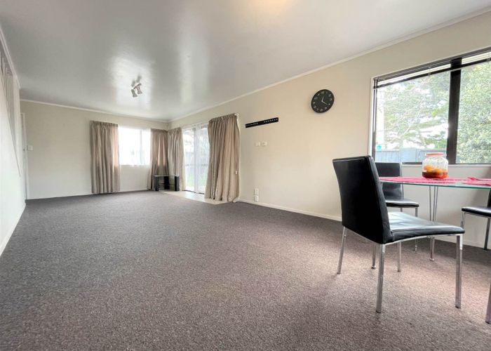  at 1/83 Panorama Road, Mount Wellington, Auckland