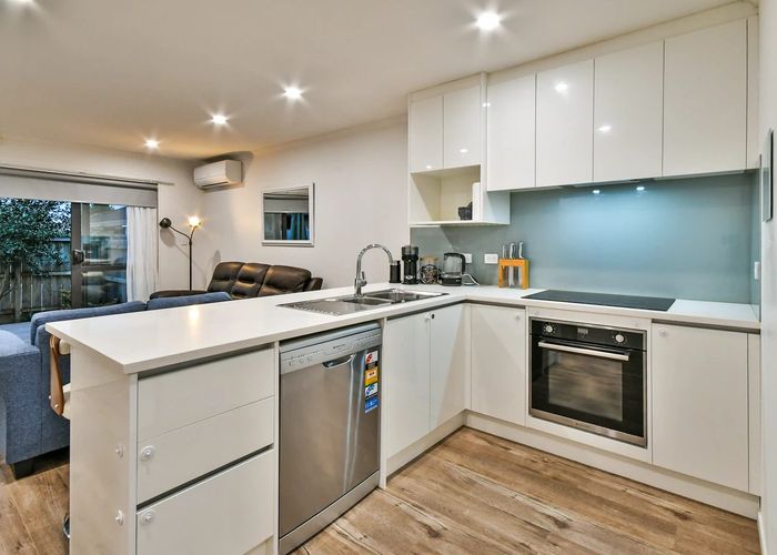  at 4/17 Alfriston Road, Manurewa, Manukau City, Auckland