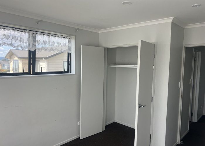  at 72 Kaimoana Street, Weymouth, Manukau City, Auckland