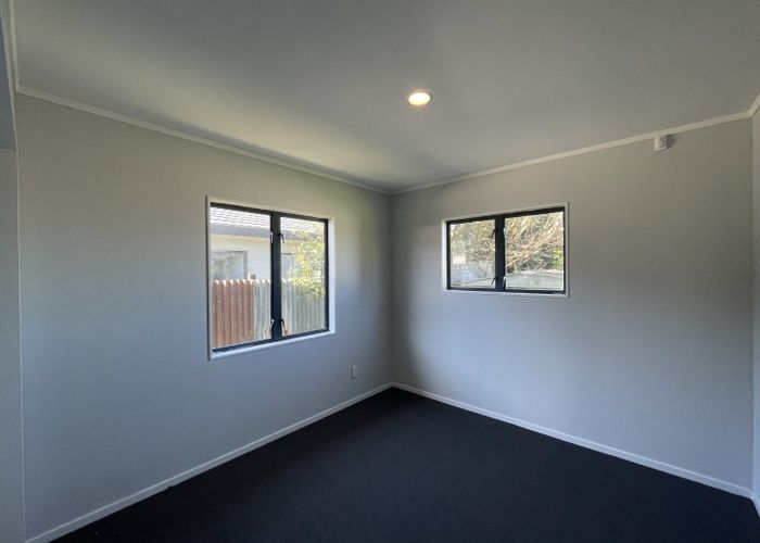  at 14 Tennessee Avenue, Mangere East, Auckland