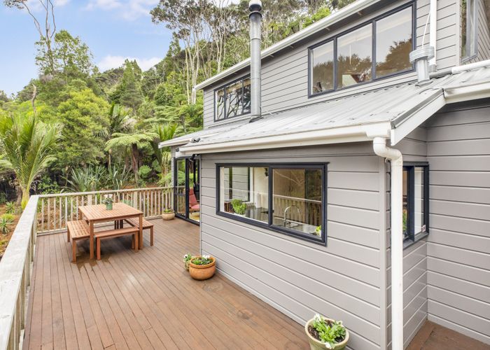  at 33/31 Scenic Drive, Titirangi, Auckland