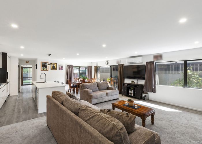  at 9 Rere Awa Road, Glenbrook, Franklin, Auckland