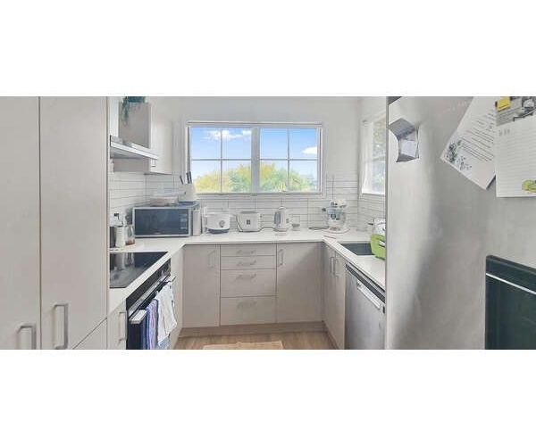  at 18 Malaspina Place, Papatoetoe, Manukau City, Auckland