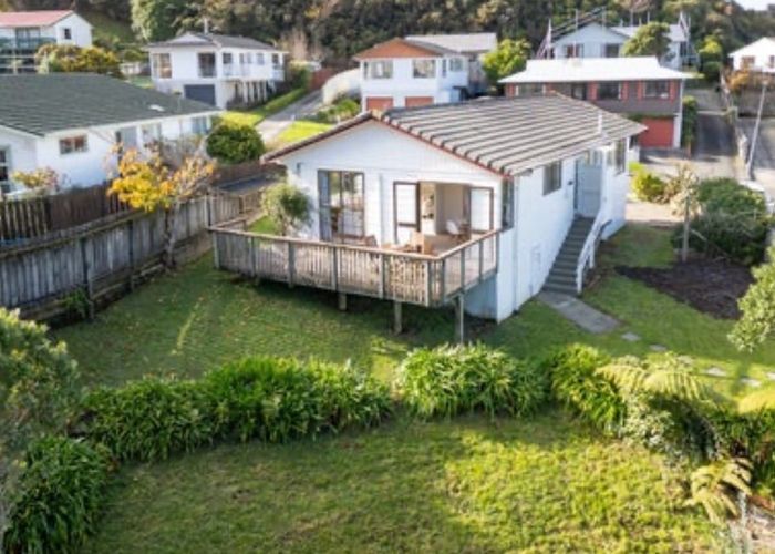  at 65 Percy Dyett Drive, Karori, Wellington